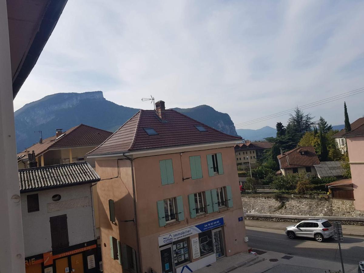 Charmant Studio Au Coeur Du Village De Voreppe Eksteriør bilde