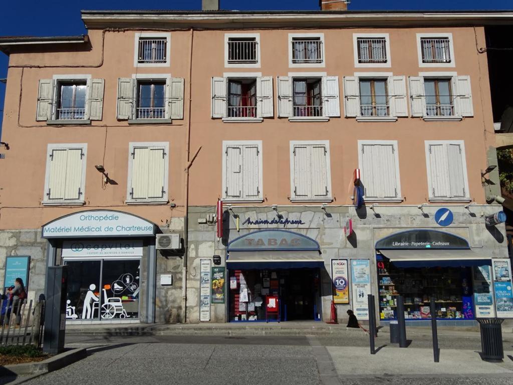 Charmant Studio Au Coeur Du Village De Voreppe Eksteriør bilde